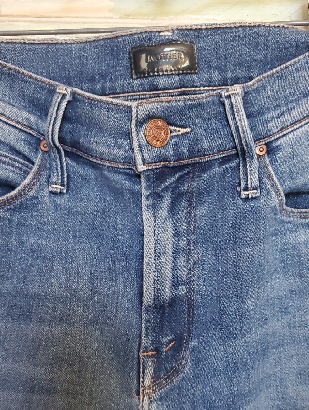 MOTHER Mid-Rise Denim Ankle Jeans